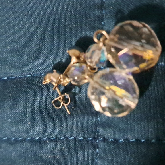 Beautiful crystal necklace and earrings.  40 years old at least. - Picture 3 of 5
